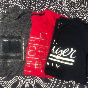 lot of 3 tommy hilfiger t-shirts